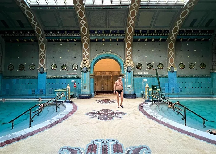 Stunning 3brm 2bath Julie Balcony & Views Apartament *