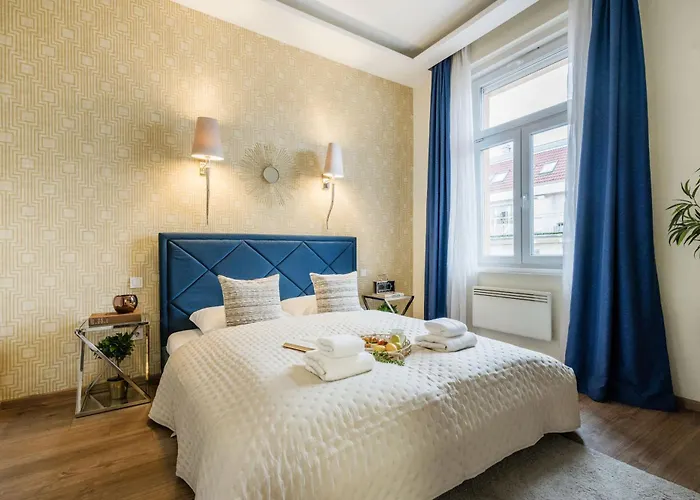 Apartament Stunning 3brm 2bath Julie Balcony & Views *