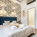 Apartment Stunning 3brm 3bath Julie Balcony & Views Budapest