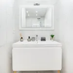 Stunning 3brm 3bath Julie Balcony & Views Apartment