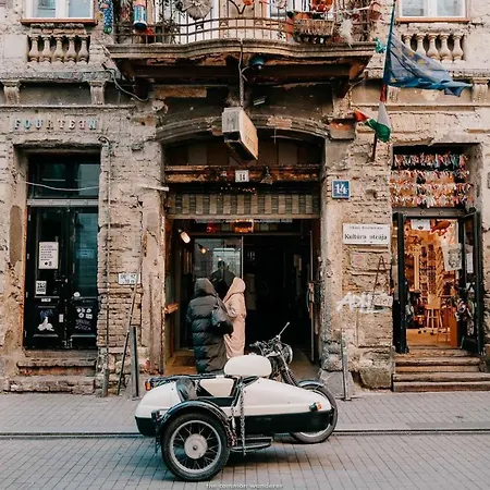 Stunning 3brm 2bath Julie Balcony & Views Apartament