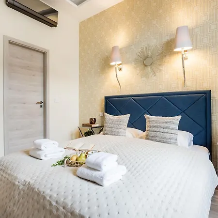 Apartament Stunning 3brm 2bath Julie Balcony & Views